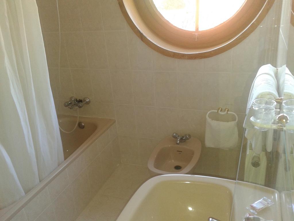 Hostal Les Bedules Oseja de Sajambre Chambre photo